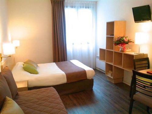 hotel_img