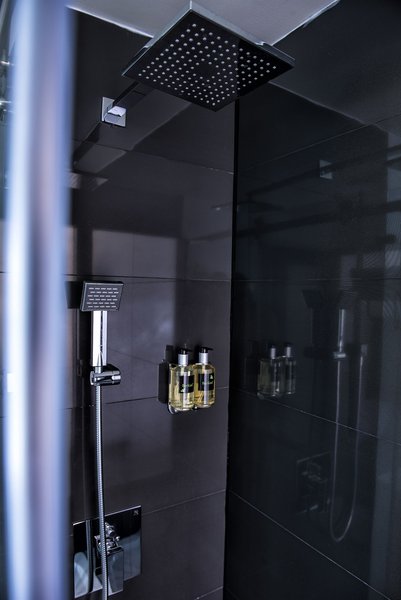 hotel_img