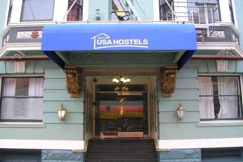 hotel_img